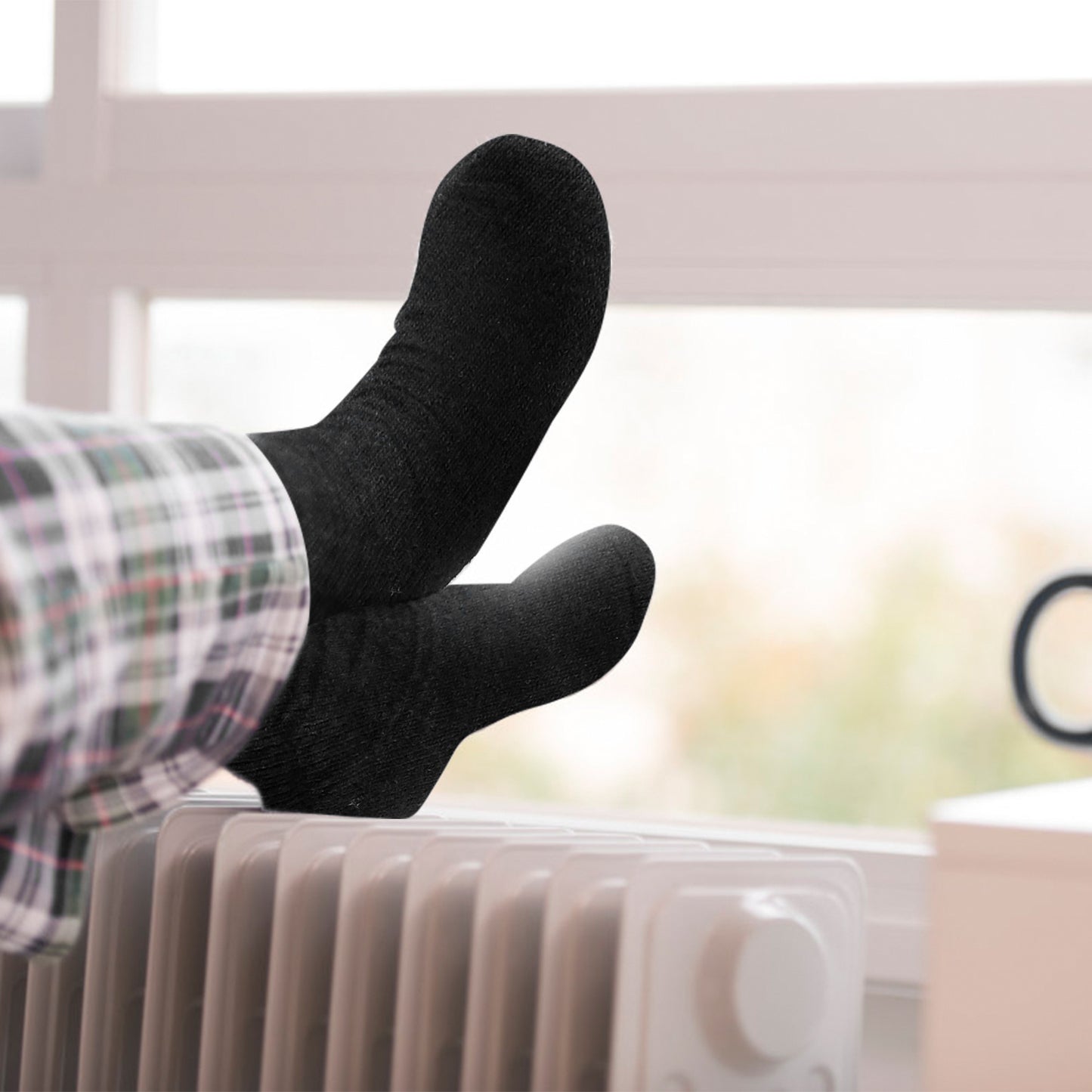 3 Color Options -- 3 Pairs Men Warm Wool Socks Soft Cozy Winter Thermal Socks For Men Thick Heat-Trapping Moisture Wicking Socks Indoor Outdoor